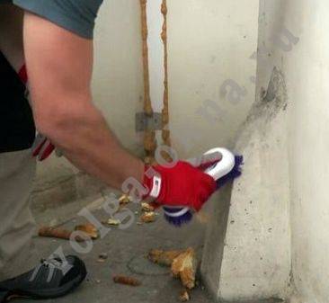 Подготовка поверхности стен, пола и потолка